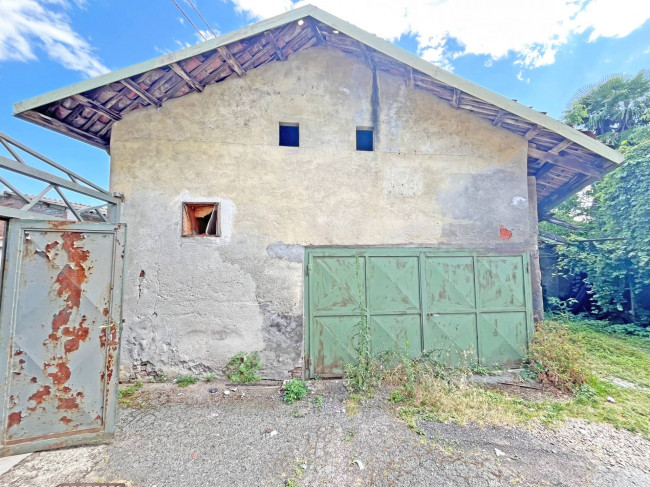 Rustico in vendita a Pinerolo