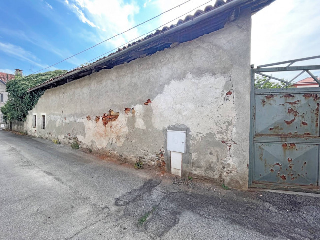 Rustico in vendita a Pinerolo