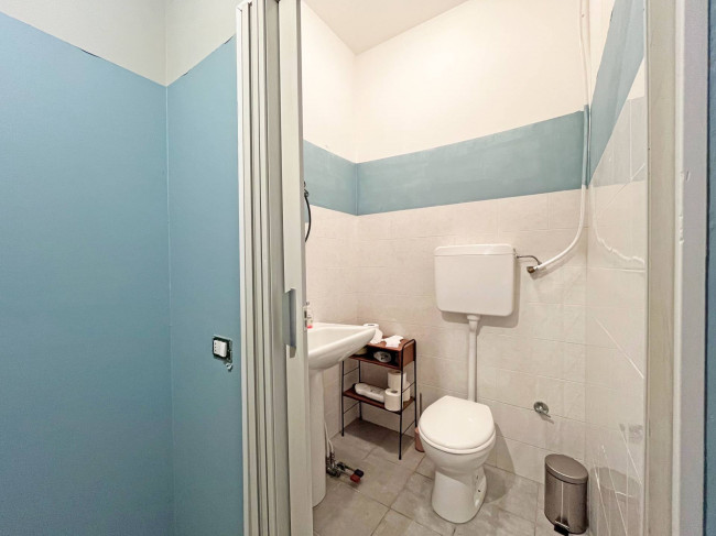 Locale commerciale in affitto a Pinerolo