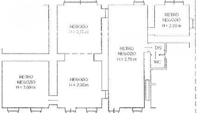 Locale commerciale in affitto a Pinerolo