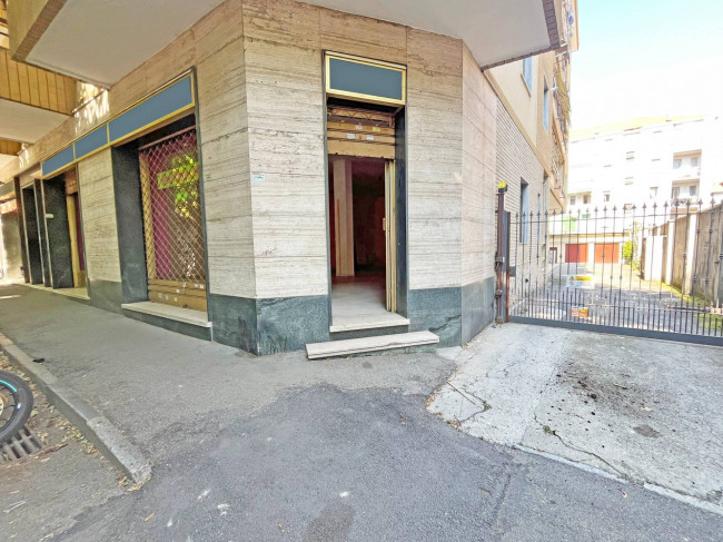 Locale commerciale in vendita a Pinerolo