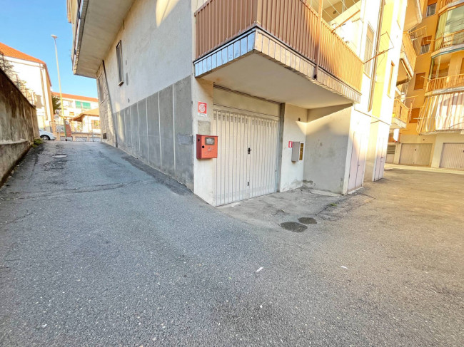 Box o garage in vendita a Pinerolo