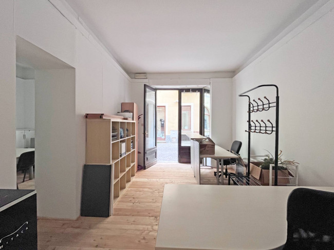 Locale commerciale in affitto a Pinerolo
