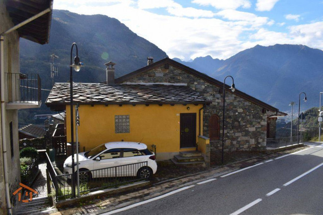 Porzione di casa in vendita a Challand-Saint-Victor