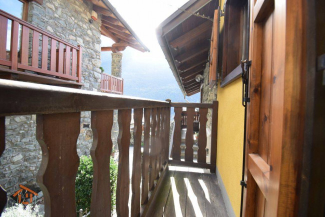 Porzione di casa in vendita a Challand-Saint-Victor