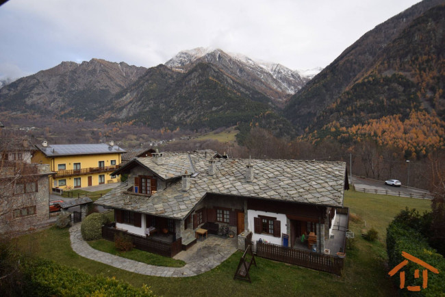 Appartamento in vendita a Challand-Saint-Anselme