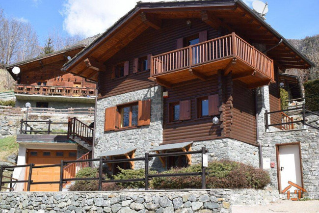 Villa Bifamiliare in vendita a Brusson