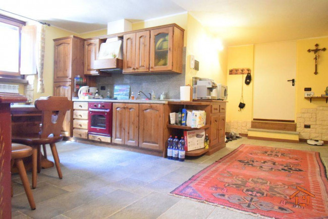 Villa Bifamiliare in vendita a Brusson