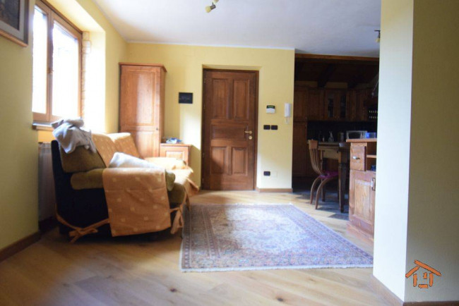 Villa Bifamiliare in vendita a Brusson