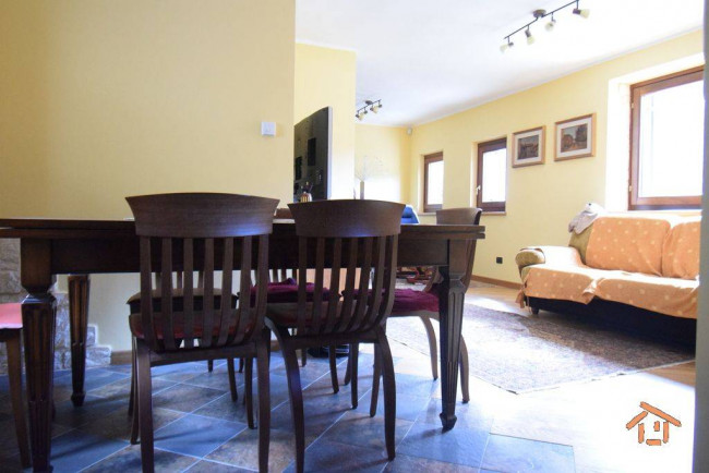 Villa Bifamiliare in vendita a Brusson