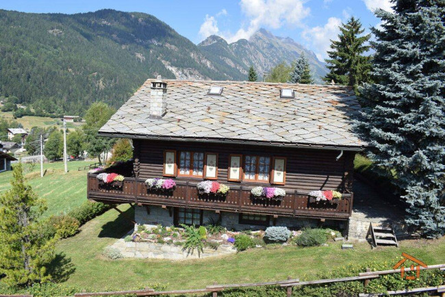 Casa indipendente in vendita a Brusson