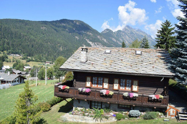 Casa indipendente in vendita a Brusson