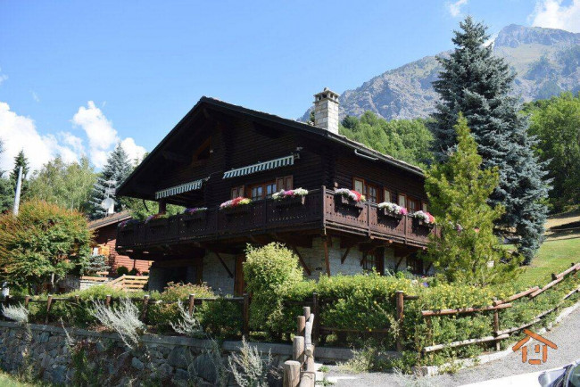 Casa indipendente in vendita a Brusson