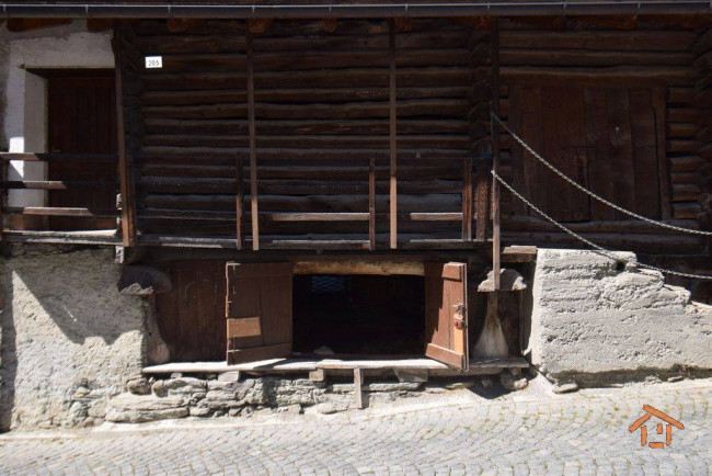 Rustico in vendita a Brusson