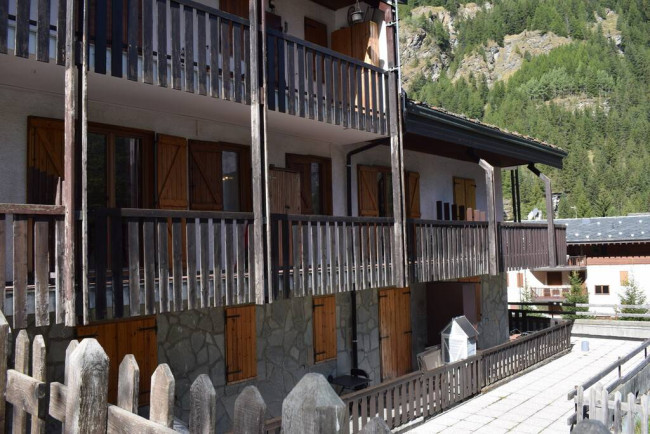 Appartamento in vendita a Ayas