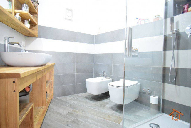 Appartamento in vendita a Ayas