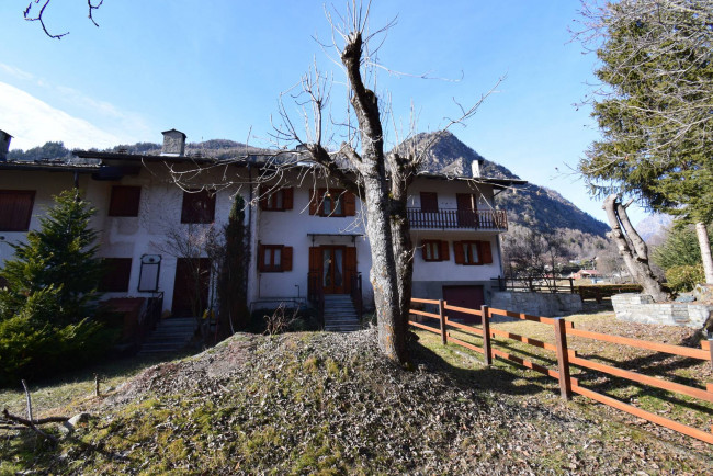 Casa indipendente in vendita a Challand-Saint-Anselme