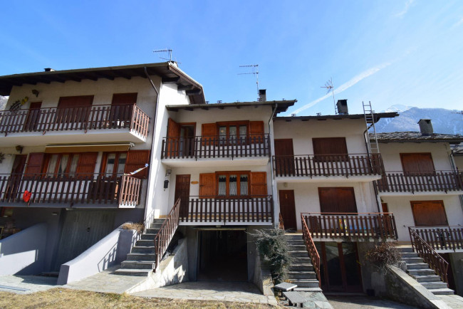 Casa indipendente in vendita a Challand-Saint-Anselme