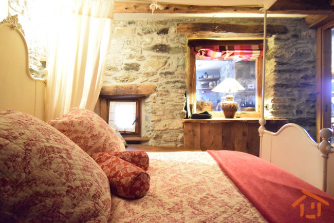 Casa indipendente in vendita a Brusson