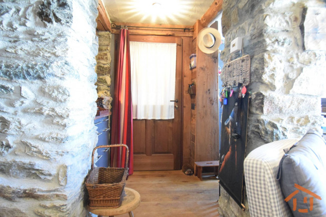 Casa indipendente in vendita a Brusson