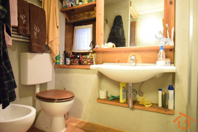 Casa indipendente in vendita a Brusson