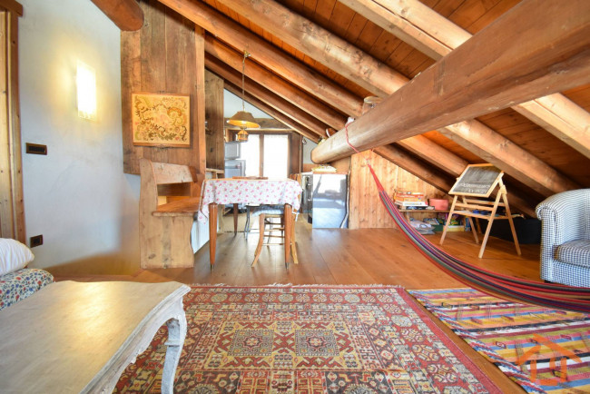 Casa indipendente in vendita a Brusson