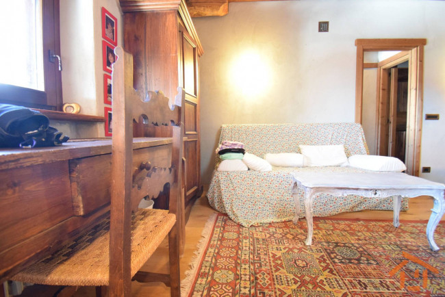 Casa indipendente in vendita a Brusson