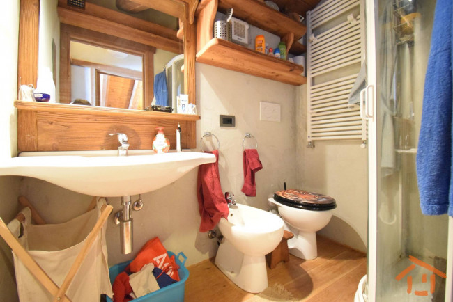 Casa indipendente in vendita a Brusson