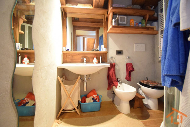 Casa indipendente in vendita a Brusson