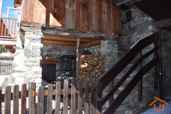 Casa indipendente in vendita a Brusson