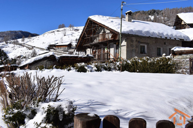 Casa indipendente in vendita a Brusson