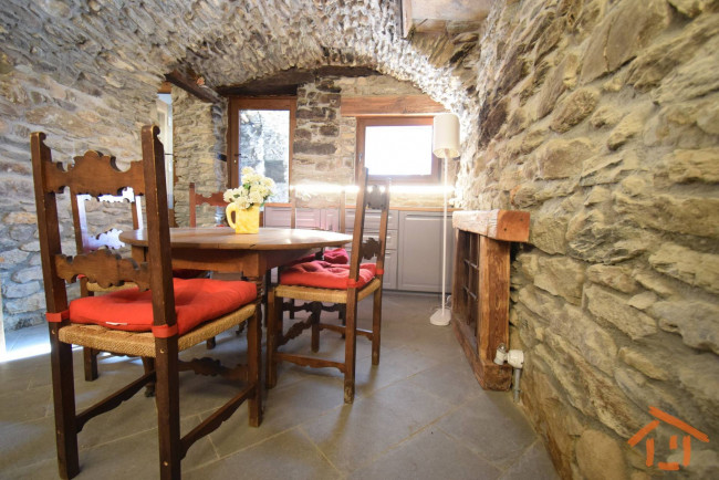 Casa indipendente in vendita a Brusson