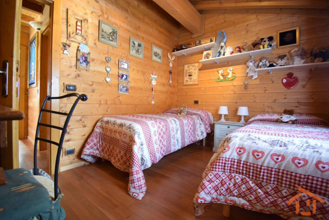 Villa Bifamiliare in vendita a Brusson