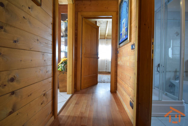 Villa Bifamiliare in vendita a Brusson