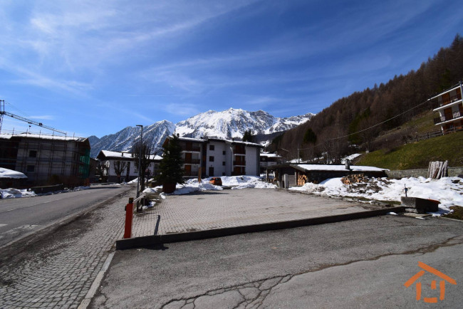 Appartamento in vendita a Ayas