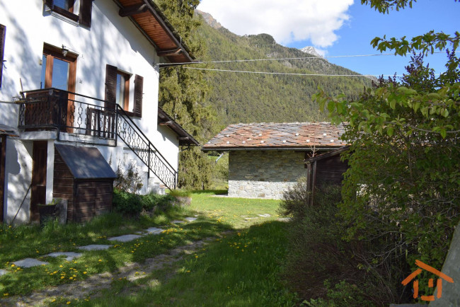Appartamento in vendita a Ayas