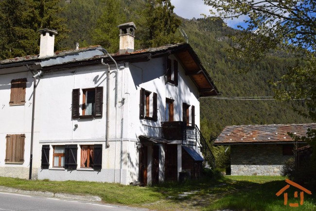 Appartamento in vendita a Ayas