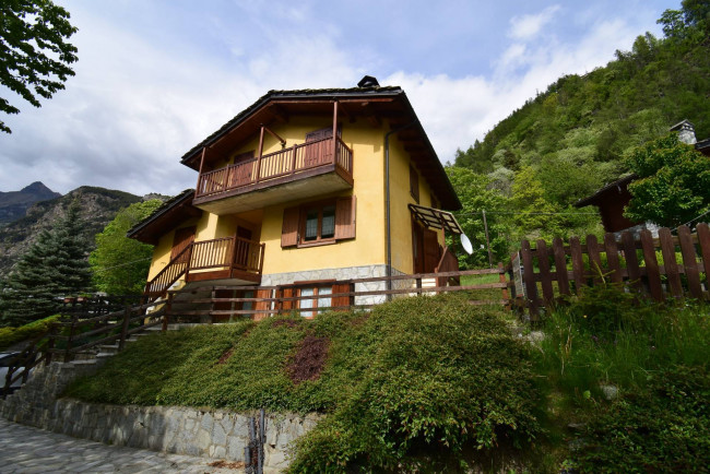 Appartamento in vendita a Brusson