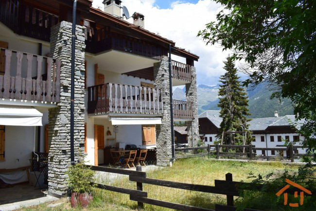 Appartamento in vendita a Ayas