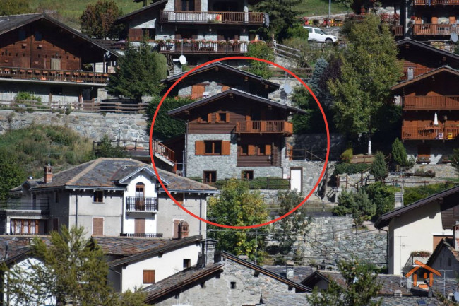 Villa Bifamiliare in vendita a Brusson