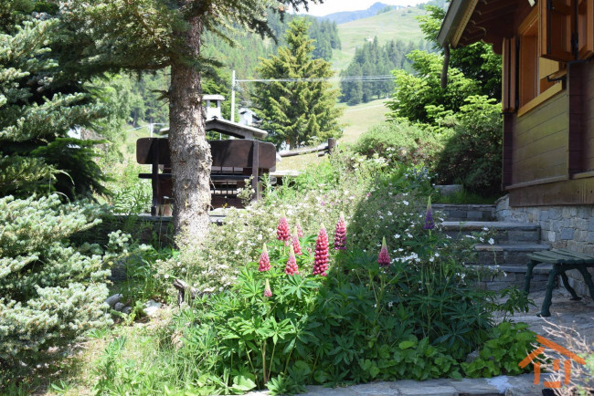 Villa Unifamiliare in vendita a Brusson