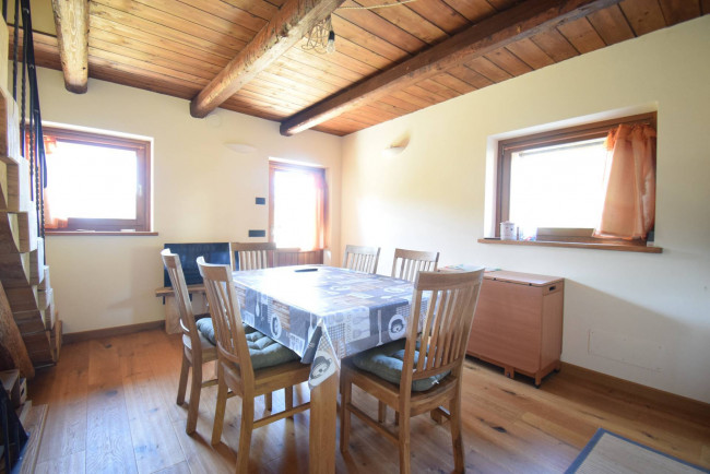 Villa a Schiera in vendita a Brusson