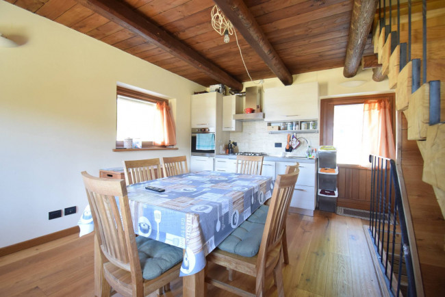 Villa a Schiera in vendita a Brusson