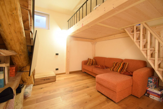 Villa a Schiera in vendita a Brusson