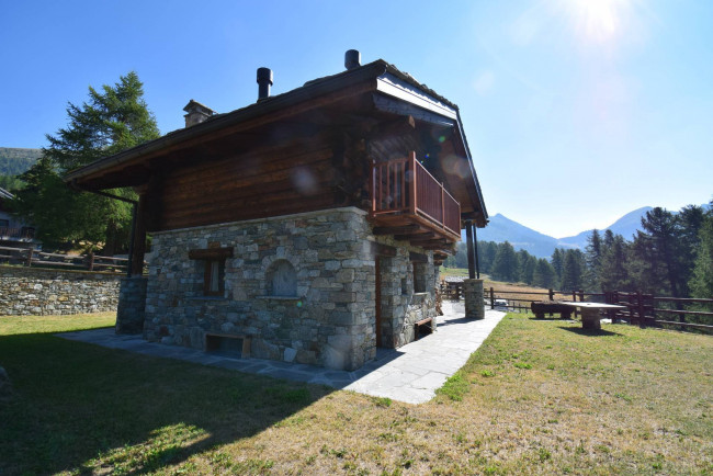 Villa a Schiera in vendita a Brusson