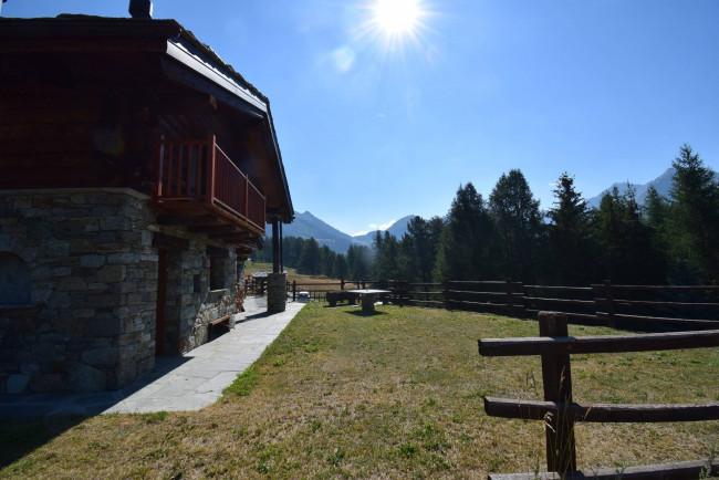 Villa a Schiera in vendita a Brusson