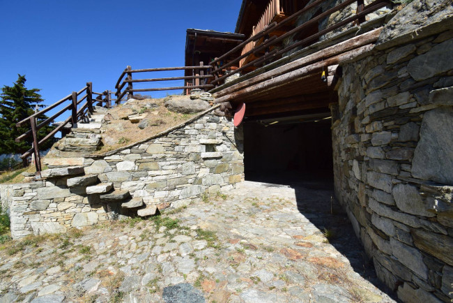 Villa a Schiera in vendita a Brusson