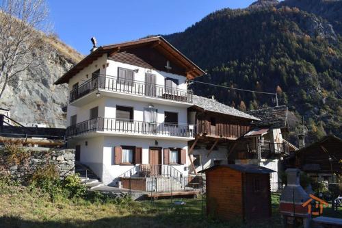 Appartamento in vendita a Brusson