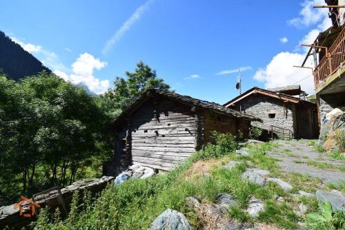 Casale in vendita a Brusson