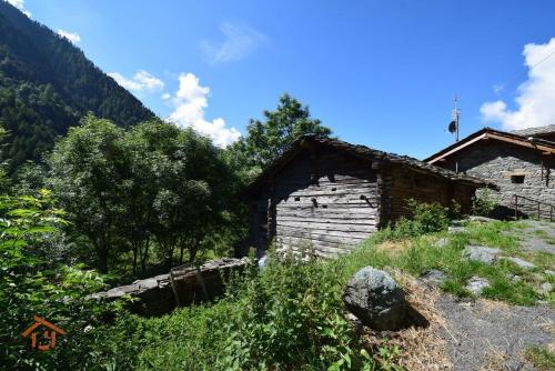 Casale in vendita a Brusson